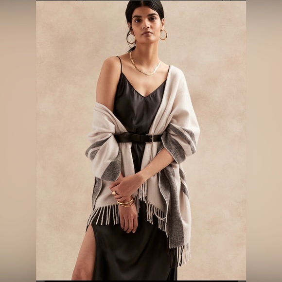 Banana Republic Border Stripe Wool-Blend Poncho - Picture 2 of 8